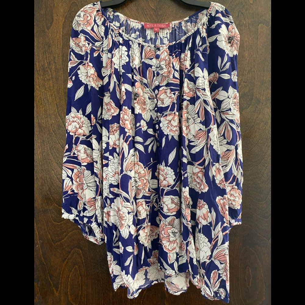 Rose and Thyme beautiful top